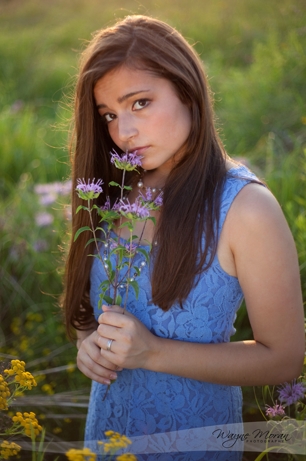 Eagan Senior Portrait Photographer Alyssa Oakmas Session